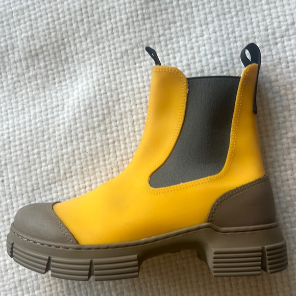 Ganni Shoes Ganni Yellow And Brown Rubber Rain Boots Brand New